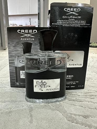 Парфюмированная вода Creed Aventus во флаконе объемом 120 мл. Флакон