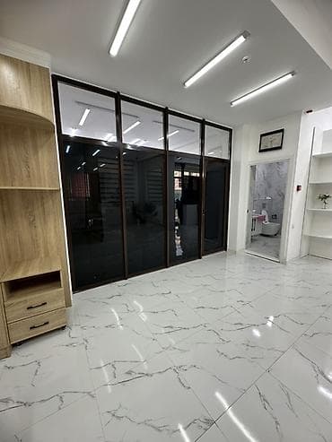 сдаю витрины: Сдаётся в аренду светлое коммерческое помещение с готовой отделкой и — 4