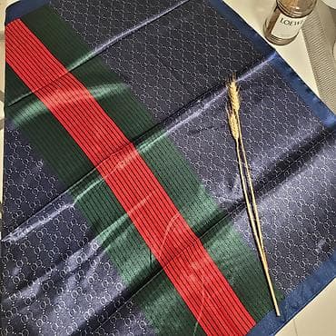 сат кол: ПЛАТКИ Новые большие последние качественные атласные. Цена 500с — 4