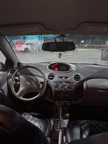 lexus e: Toyota Echo: 2001 г., Автомат, Бензин — 2