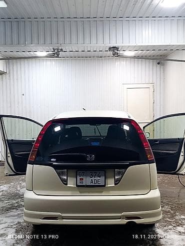 mersedes e klass: Honda Stream: 2004 г., 2 л, Автомат, Бензин, Универсал — 5