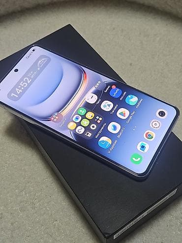 Техника и электроника: Vivo iQOO, Б/у, 256 ГБ, цвет - Белый, 2 SIM — 2