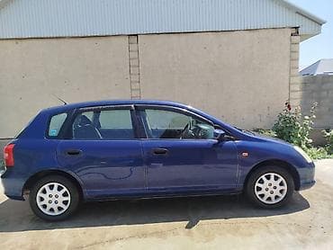 Honda Civic: 2004 г., Механика, Бензин, Хэтчбэк
