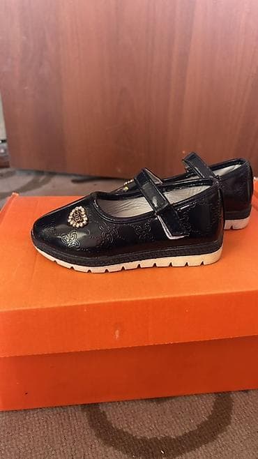 Детские туфли- балетки с ремешком - Цвет: черный (лаковый блеск) -