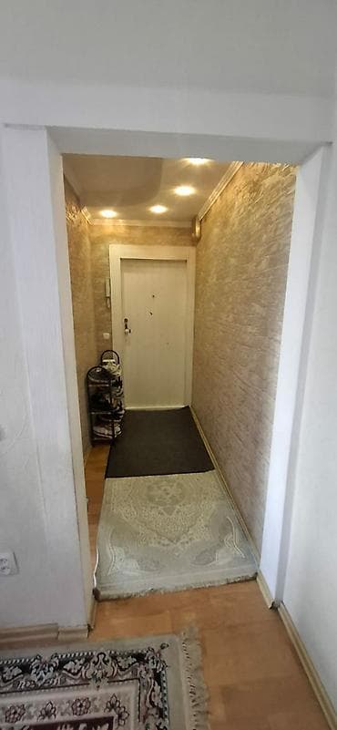 квартира 3 мкр: 3 комнаты, 58 м², 3 мкр 104 серия, 4 этаж, Старый ремонт — 7