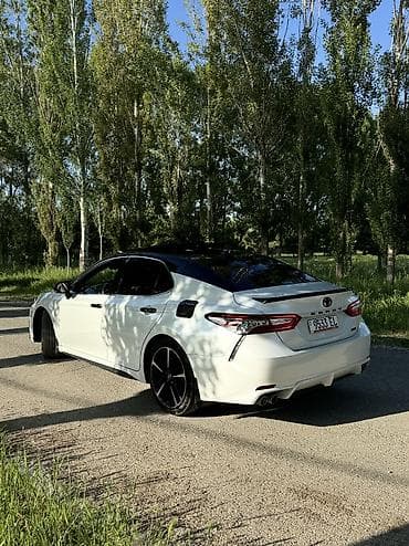 тойота приус с: Toyota Camry: 2019 г., 2.5 л, Автомат, Бензин, Седан — 5