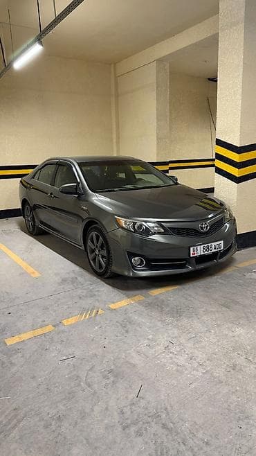 gs 450: Toyota Camry: 2013 г., 2.5 л, Автомат, Гибрид, Седан — 7