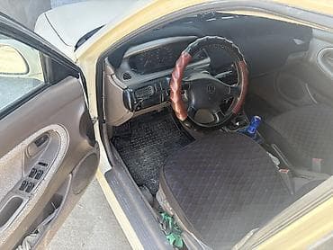 Продажа авто: Mazda Cronos: 1994 г., Механика, Бензин, Седан — 4