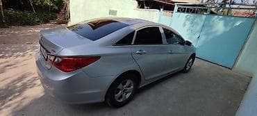 Hyundai Sonata: 2011 г., 2 л, Автомат, Бензин, Седан — 5