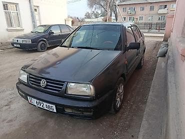 Volkswagen Vento: 1994 г., 1.8 л, Ручные, Бензин, Седан