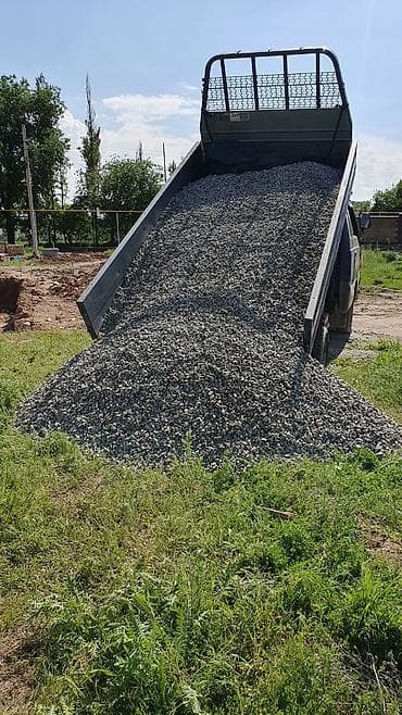 уголь кара кече в мешках: Доставка щебня, угля, песка, чернозема, отсев — 2