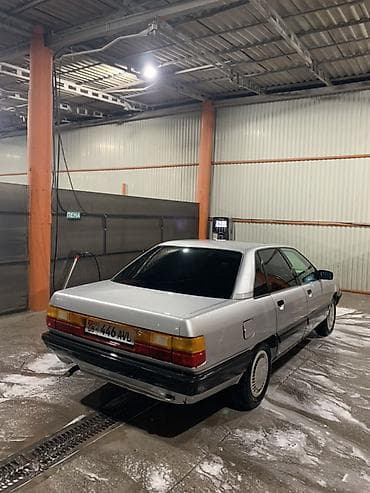 жугли 7: Audi 100: 1990 г., Ручные, Газ, Седан — 7