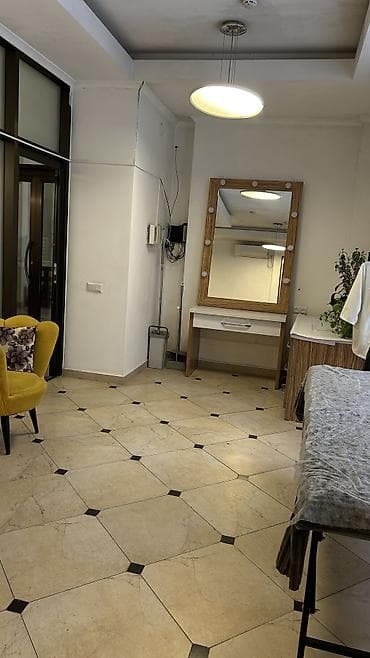 сдаю место в салоне красоты: Аренда кабинетов в салонах красоты, 35 м², Для шугаринга, эпиляции — 3