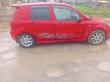 Mazda Demio: 2003 г., 1.5 л, Автомат, Бензин, Хэтчбэк