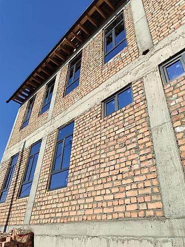 скрытая дверь: Алюминиевое окно на заказ, Тип окна: Фасадные, Декоративные особенности: Фрамуга, Платная установка, Без рассрочки — 1