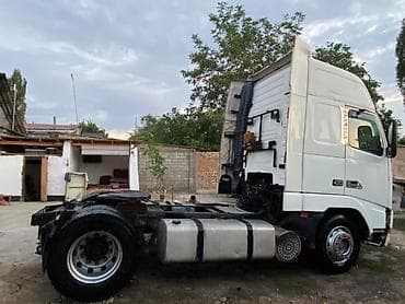 claas markant 65: Тягач, Volvo, 2002 г., Бортовой — 6