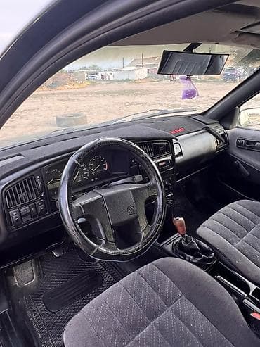 калисо ауди: Volkswagen Passat Variant: 1992 г., 1.8 л, Механика, Бензин, Универсал — 10
