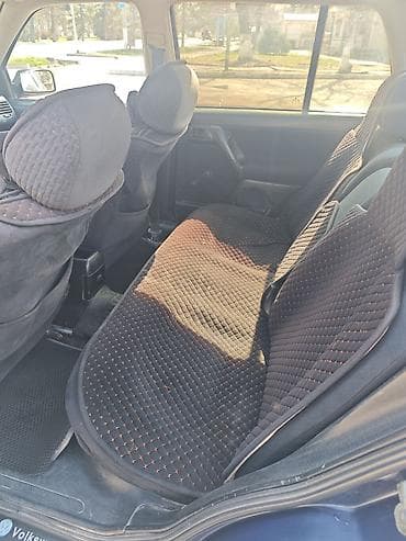 задный стоп: Volkswagen Vento: 1993 г., 2 л, Ручные, Бензин, Седан — 10