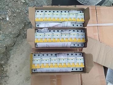 лампа уф: Автоматические выключатели IEK (серия BA47-29), тип C, 400V, 50/60Hz — 1