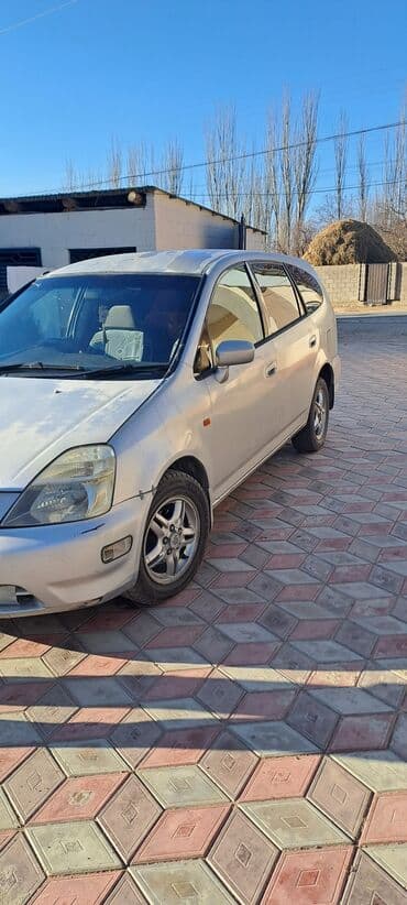 дверь степ вагон: Honda Stream: 2001 г., 1.7 л, Универсал — 3
