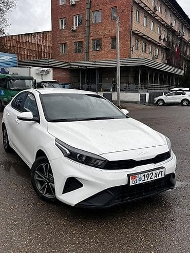 mazda premacy: Kia K3: 2021 г., Седан — 8