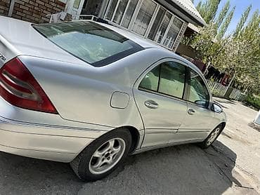 tom ford: Mercedes-Benz C-Class: 2001 г., 2 л, Автомат, Бензин, Седан — 2
