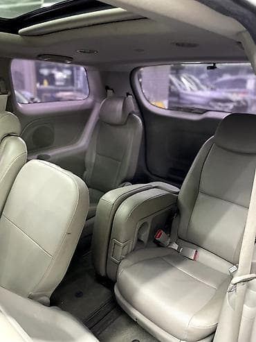 sprinter 315: Kia Carnival: 2017 г., 2.2 л, Автомат, Дизель, Минивэн — 10