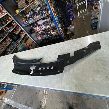 es300: Решетка радиатора Lexus 2017 г., Новый, Оригинал — 2