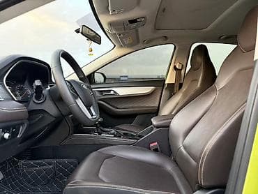 авто кытай: JAC : 2020 г., 1.5 л, Автомат, Бензин, Лифтбек — 7
