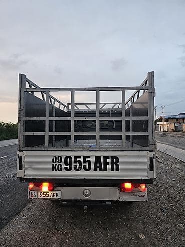 спрнтер: Грузовик, Mercedes-Benz, Дубль, 3 т, Б/у — 4