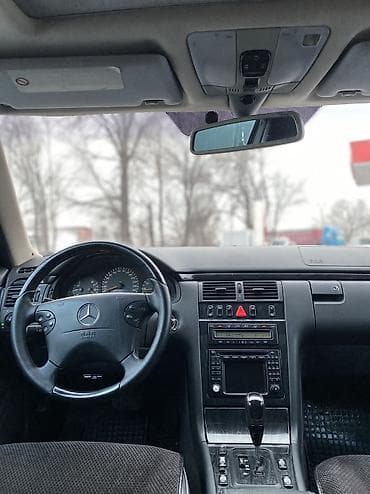 c class: Mercedes-Benz E-Class: 2000 г., 3.2 л, Автомат, Бензин, Седан — 5