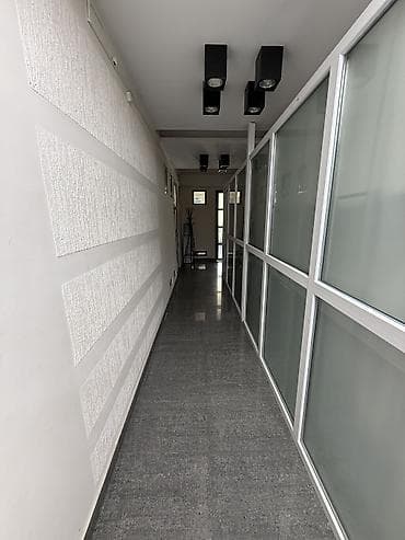 кафе ош: Кеңселерди сатуу 184 м², Ремонту бар, Эмерексиз, 1 кабат — 1