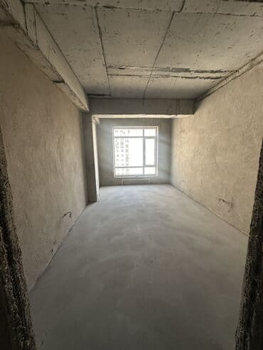 срочно срочно продаю: 1 комната, 44 м², Элитка, 8 этаж, ПСО (под самоотделку) — 18