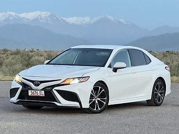Toyota Camry: 2020 г., 2.5 л, Автомат, Бензин, Седан