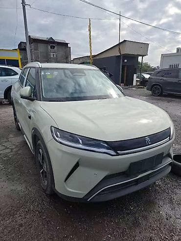 byd one up: BYD Yuan Up: 2025 г., Автомат, Электромобиль, Кроссовер — 1