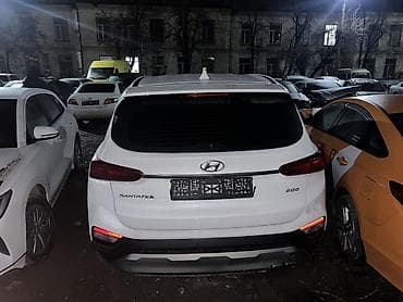 субару аутбэк: Hyundai Santa Fe: 2018 г., 2 л, Автомат, Бензин, Кроссовер — 5