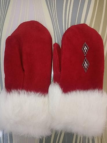 Плащи: Стильные дамские варежки. Натуральная замша и мех. Новые. Украшены — 3