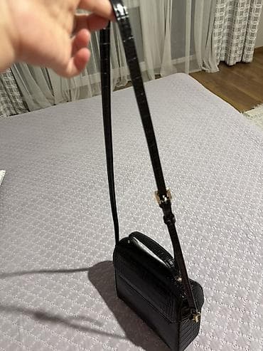 Сумкалар: Сумка под крокодилью кожу Манго Состояние хорошее Требуется ремонт — 2