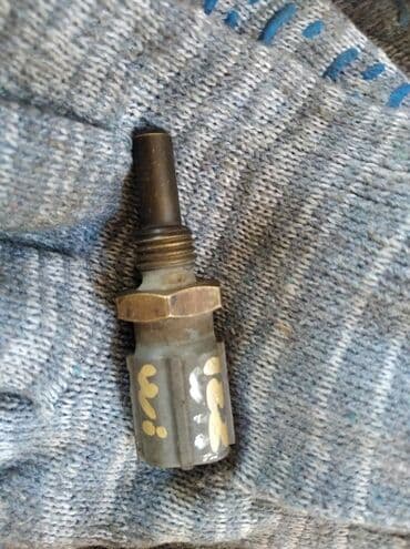 ip камеры 11.7 с датчиком температуры: Toyota Б/у, Оригинал — 1