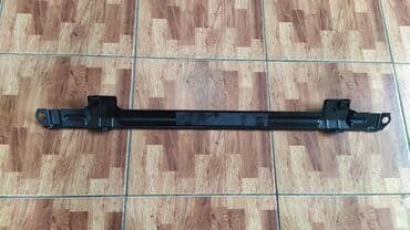 радиатор на ист: Lexus RX400 Hybrid крепление радиатора, Лексус РХ400 Гибрид крепление — 1