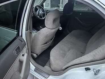 Продажа авто: Honda Civic: 2002 г., 1.3 л, Вариатор, Бензин, Седан — 8