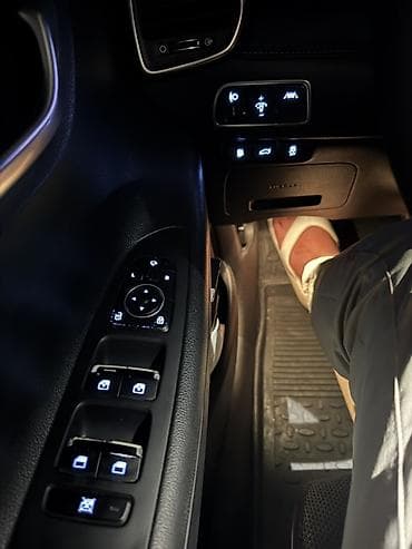 Hyundai Grandeur: 2019 г., 2.4 л, Автомат, Гибрид, Седан — 9