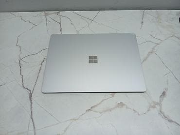 Ноутбуки Microsoft: Продаю ноутбук хорошем состоянии. Цена окончательно без торга — 1