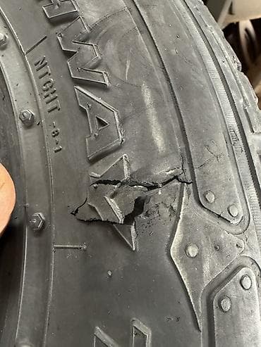 Продам комплект резины. Nitto Dura Grappler Highway Terrain 265/65/17 — 4