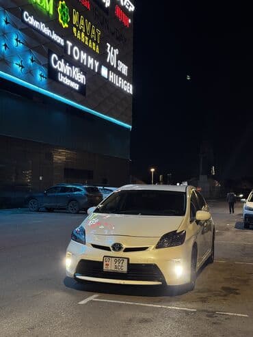 машины в бишкеке: Toyota Prius: 2014 г., Вариатор, Гибрид, Хэтчбэк — 3