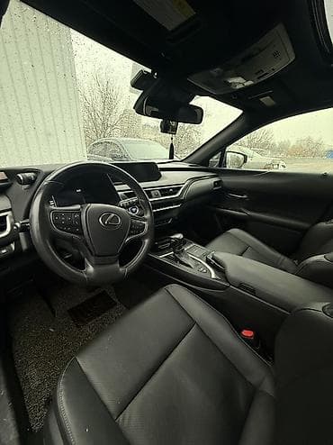 lexus 470 2003: Lexus : 2019 г., 2 л, Автомат, Гибрид, Хэтчбэк — 3