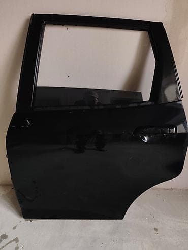 Детали КПП и трансмиссии: Дверь Задняя левая Honda — 1