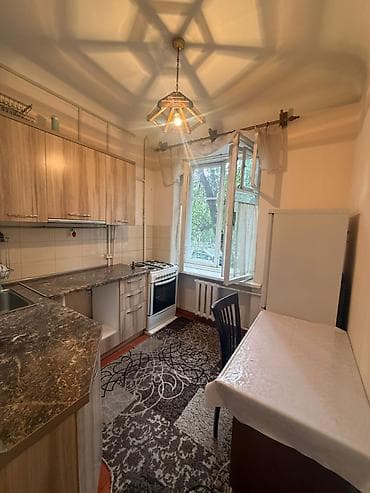 81: 2 комнаты, 43 м², Сталинка, 2 этаж, Косметический ремонт — 3