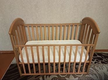 детские крават: Детская односпальная кровать, Б/у, Для девочки, Для мальчика, С матрасом, Дерево, Самовывоз — 2