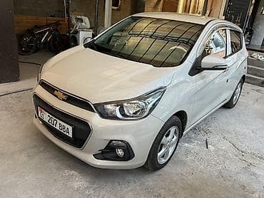 Продажа авто: Chevrolet Spark: 2018 г., 0.1 л, Вариатор, Бензин, Хэтчбэк — 2